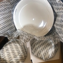 【新品未使用】YVES SAINT LAURENT イヴサンローラン YSL 食器お皿セットの画像