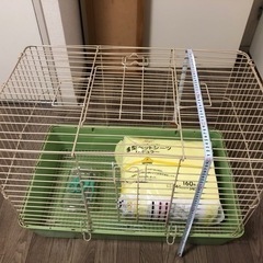ペットケージ中ぐらい。