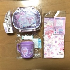 1回使用のみ　ボンボンリボン　サンリオ　お弁当箱　コップ　ランチ...