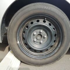 プリウスα用　タイヤ　205 60 R16 92V