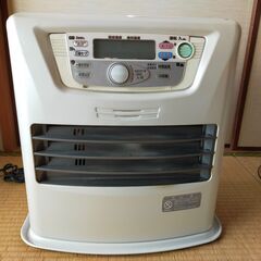 【値下げしました‼】トヨトミ製石油ファンヒーター LC-L347ES