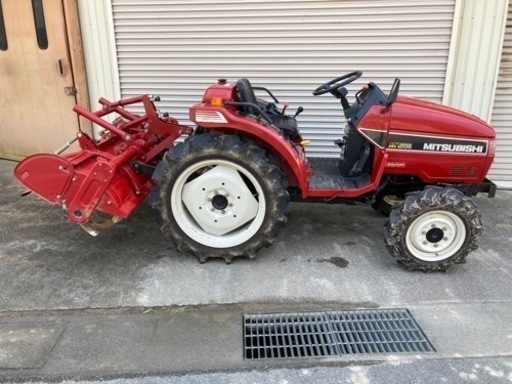 三菱 20馬力 4WD トラクター MT205