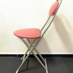 交渉中　折り畳みパイプ椅子(赤)の画像