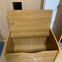 【取り引き決定、終了します。】ベンチチェスト　おもちゃ収納　座れる　の画像