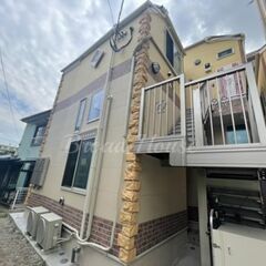 新築🌈💖必見★ユナイトシリーズ人気でたくさん建ってます🔥残り3部屋★契約金9,995円プラン有★JR根岸線「根岸」駅徒歩9分★賃料5.2万円★フリーレント付★敷金礼金ゼロゼロ！仲介手数料無料★家電付き🎵デザイナーズアパートメント🏠💝の画像