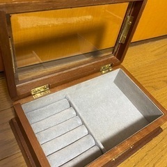 ジュエリーケース レトロの画像