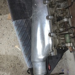 パルサーGTIR4連スロットルの画像