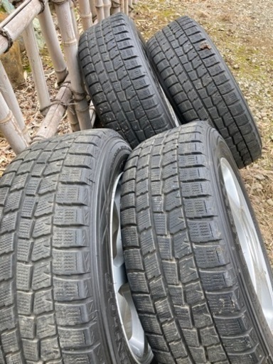 195/65R15 91Q  スタッドレスタイヤ　ホイル付き