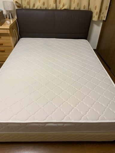 【KINGSDOWN/キングスダウン】ダブルベッド