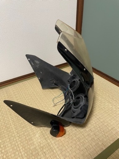 NS1後期　アッパーカウルヘッドライト付き