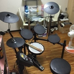 Roland TD-11 ローランド電子ドラム　現金のみ。