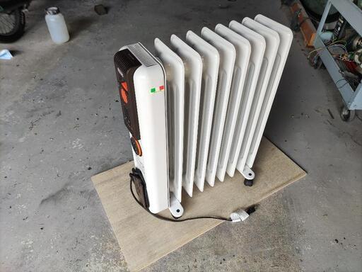 デロンギのオイルヒーター　イタリア製　お買い得！