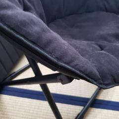 折り畳みチェアの画像