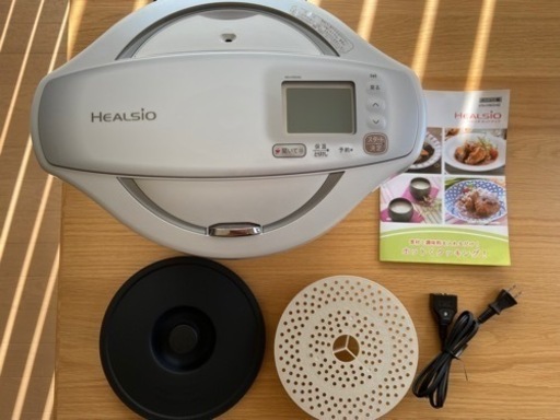値下げしました！ヘルシオ　ホットクック　(自動調理鍋) シャープ SHARP KN-HW24E-W