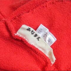 80cm 使用数回　赤いパーカーの画像