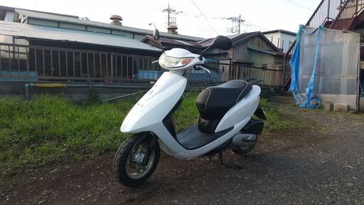 AF62 DIO　ディオ　新品交換部品多数！原付　スクーター JOG?V50?白