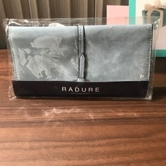 【特価でお譲りします！】新品未使用　ラドゥール・ベルト付き長財布 