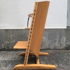 【レア廃盤品】MOIZI モイジ社 モイジチェア1 ドイツ チェリー材 ベビーチェア 検ストッケ トリップトラップ ドイツ製 キッズチェアの画像
