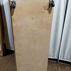 什器用 キャスター付きダンボール箱 空箱 幅175 奥51 高80cm 収納 保管 機材ケース の画像