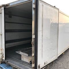 中古保冷コンテナ