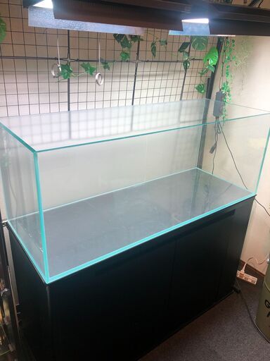 １２０㎝大型水槽+水槽台のセット　引き取り限定
