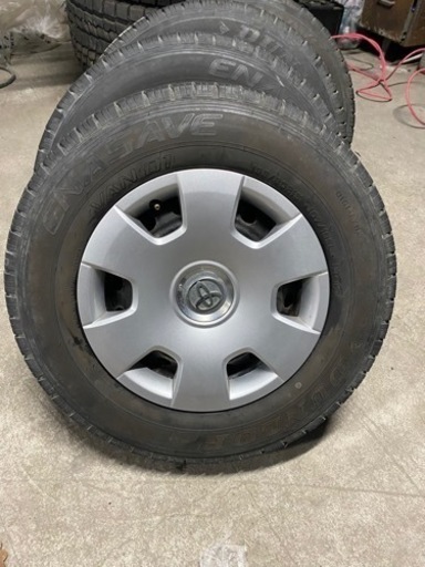 ハイエース200 タイヤホイールセット