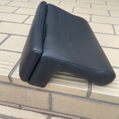 200系ハイエース　肘掛けの画像