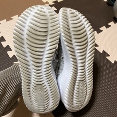 adidas アディダス　スニーカー　24.0㎝の画像