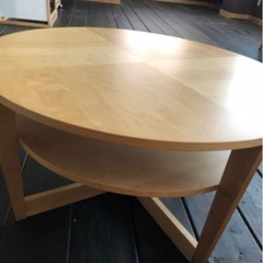 IKEA デザイナーズ円形テーブルの画像