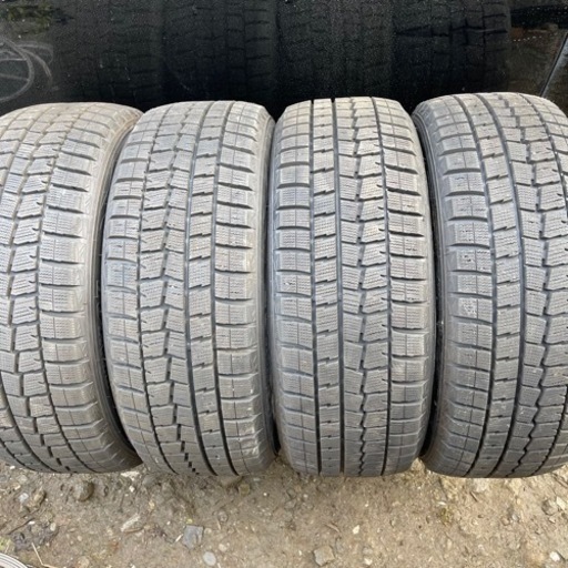 極上タイヤ　DUNLOP WM01 225/50R18 スタッドレス  タイヤ　2017年製