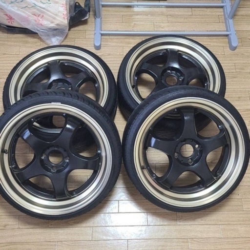 185/35R17  引っ張りホイールタイヤセット