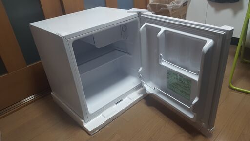 ★取引き者決定進行中★1ドア小型冷蔵庫（2020年製）