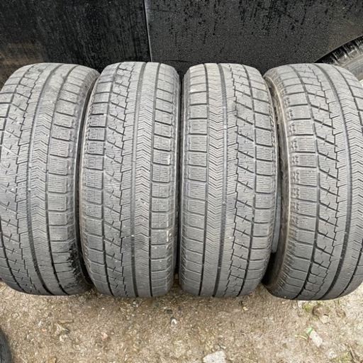 バリ山　BRIDGESTONE ブリジストン　 VRX 205/60R16 スタッドレス  タイヤ　2016年製