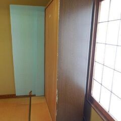 全面ガラス戸本棚　戸棚　飾り棚の画像