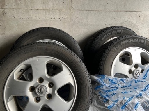 【予定者決定】冬タイヤ中古　195 65 R15インチ　5穴　ホイール付