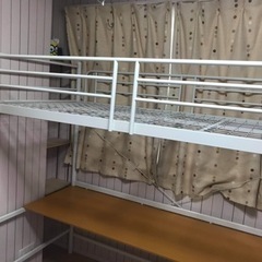 中古のロフトベッドですがかなりキレイな方だと思います‼︎