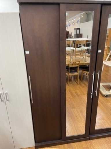 ワードローブ　ミラー付き