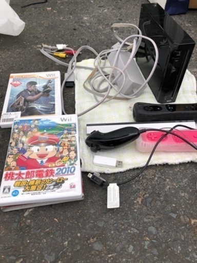 Wii 本体　ソフト2点セット