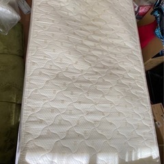 ニトリ　シングルベッド+マットレスの画像