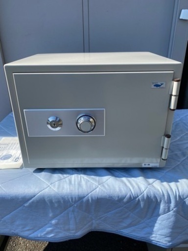 引き取り専用の為格安！　エーコー 耐火金庫 ダイヤル式 SS-4N 58kg (未使用品)