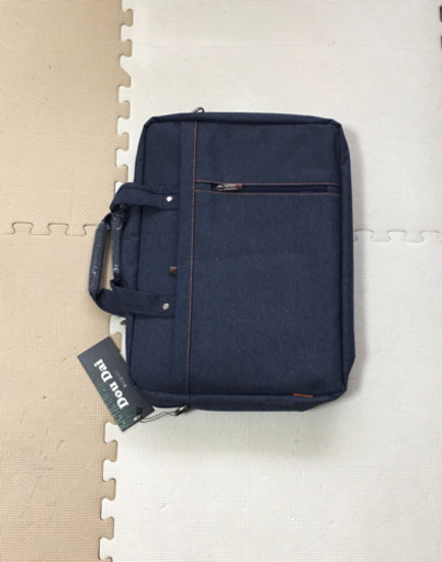 大きめのパソコン用カバン　新品