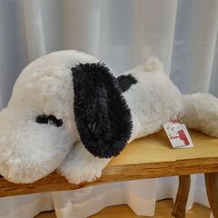 スヌーピー縫いぐるみ　全長50ｃｍ、全高30ｃｍ（寸法はおよそ）