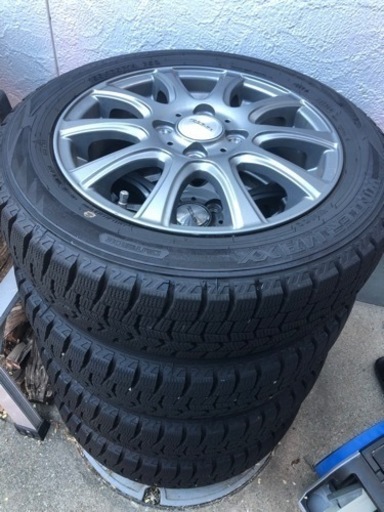 バリ山！　2020年製　スタッドレスタイヤ　155/65R14 軽自動車