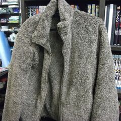 ユニクロ　Sサイズ　8号？