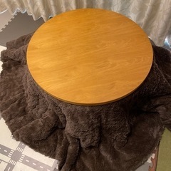 円形コタツの画像