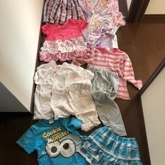 女の子130サイズの子ども服【取引き中】の画像