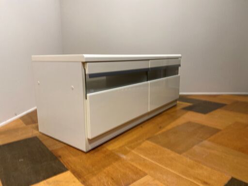 宇都宮でオシャレな家具を探すなら『オトワリバース！』テレビボード ホワイト テレビ台 ローボード リビング家具 中古品