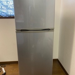 2011年製 冷蔵庫 128L シルバー