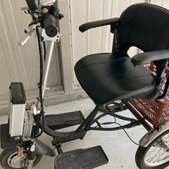 最安値「更に更にお値下げしました」シニアカー（アクセルとブレーキがバイク方式なので誰でもすぐに乗りやすい）の画像