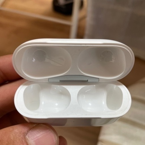 AirPods pro美品 決まりました